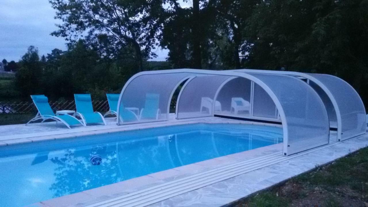 Manoir Des Turets Panzió Yvré-lʼÉvêque Kültér fotó